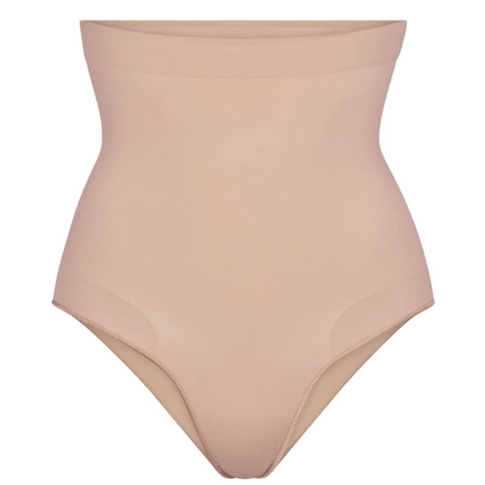 Skims Seamless  High Waist Brief NWOT S/M
